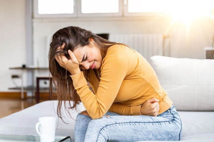 Understanding Ulcerative Colitis: Causes, Signs, and Treatments